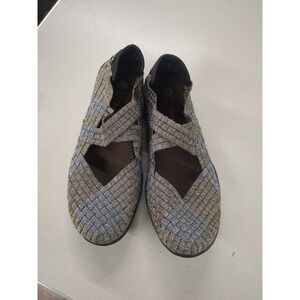 bernie mev. Gray And Gold Woven Ballet Mary Jane Flats. Us 7